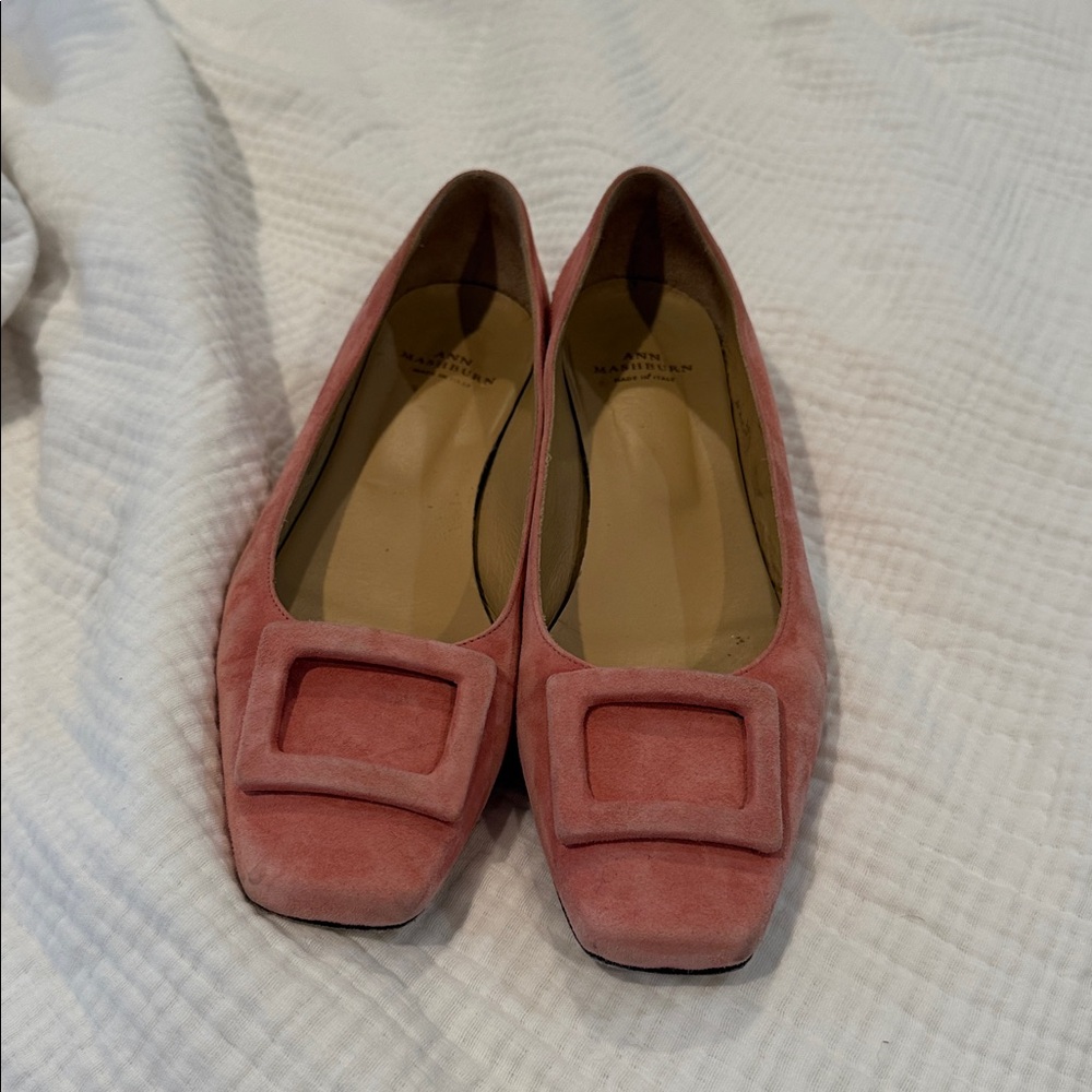 ANN MASHBURN Pink Suede Flats with Square Buckle size 40 - 9.5 in U.S. sizing